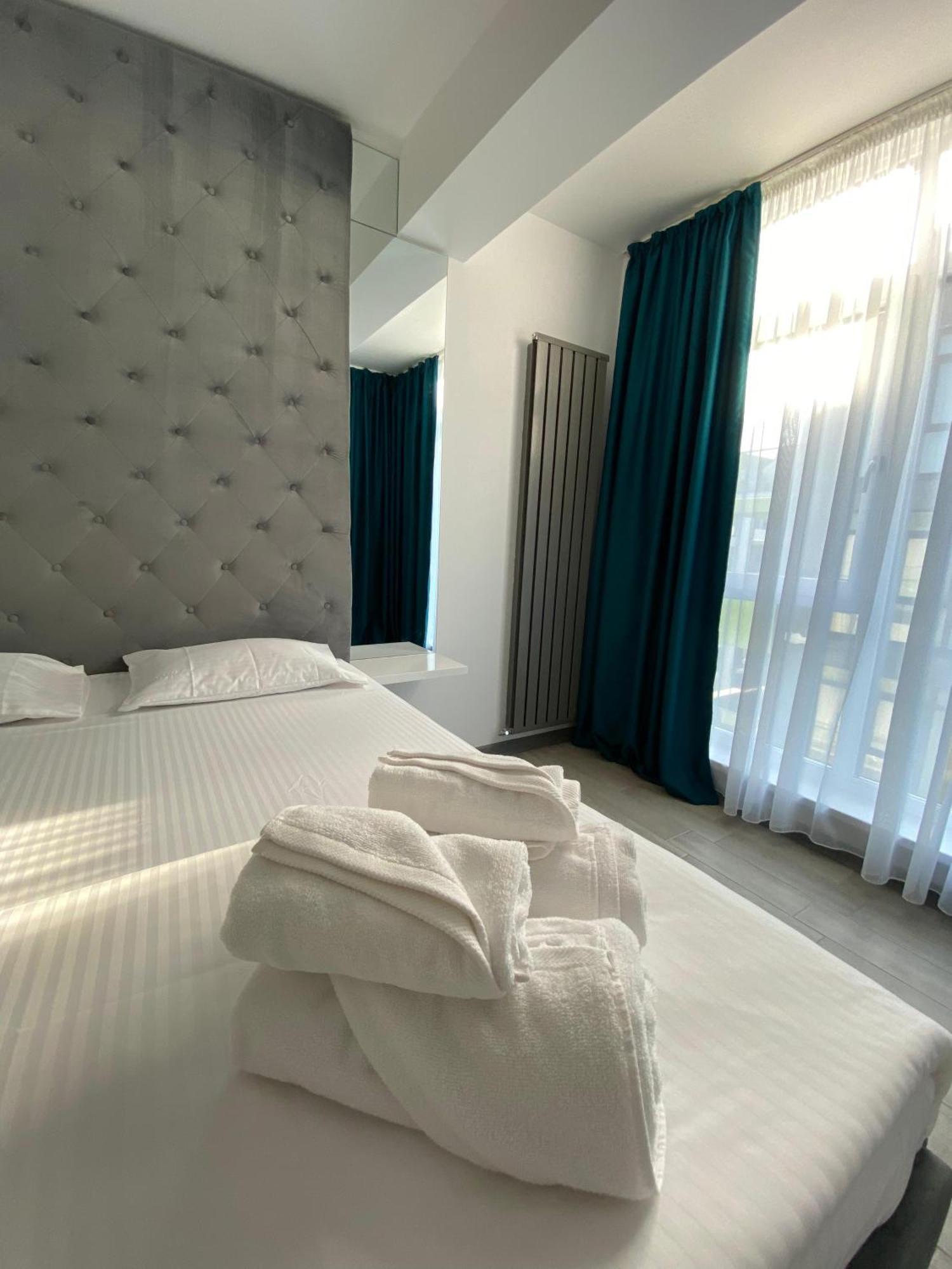 Năvodari Iako Premium Apartament מראה חיצוני תמונה