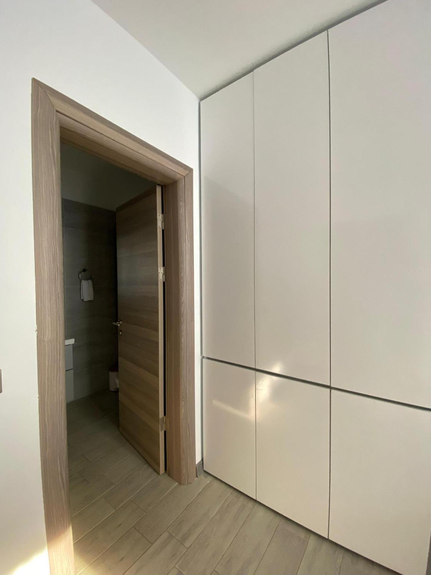 Năvodari Iako Premium Apartament מראה חיצוני תמונה